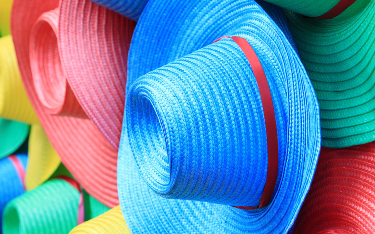 fotolia_69896463_s_chapeau.jpg Thumbnail